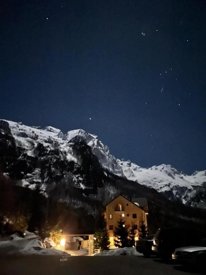 Hotel Margjeka Valbone Zewnętrze zdjęcie